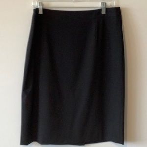 Brooks Brothers Basic Black Skirt - size 12 - FTTS